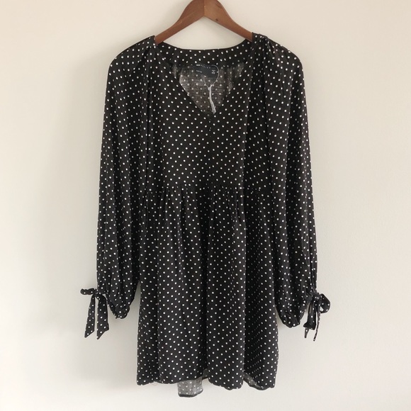 NWT ASOS Black Polka Dot Tie Sleeve V-Neck Dress 4